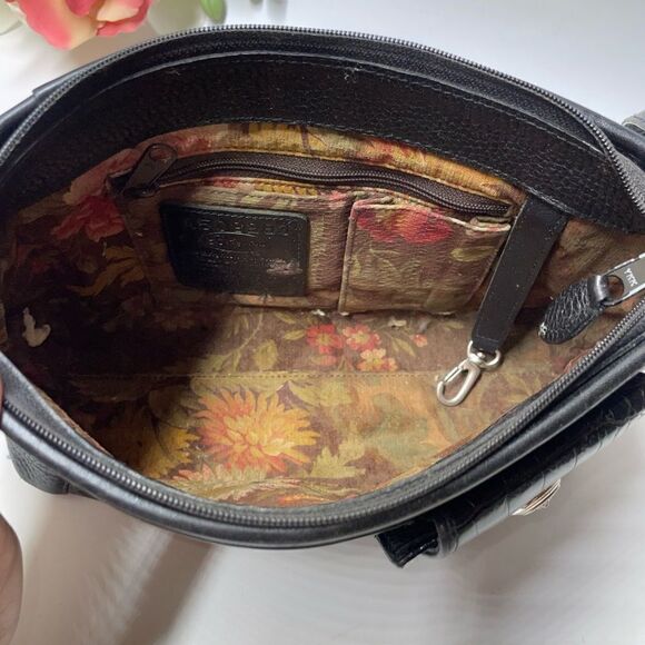Brighton Leather Shoulder Bag Black - Picture 8 of 8